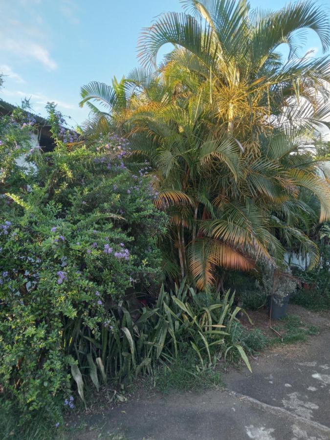 Вилла Le Jardin Сен-Лё Экстерьер фото